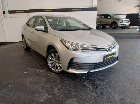 TOYOTA COROLLA 1.8 GLI 16V FLEX 4P AUTOMÁTICO